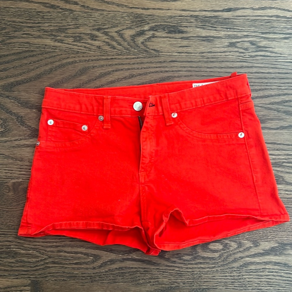 Rag & bone red jean shorts. Great condition, wore them maybe one time. Size 28.
